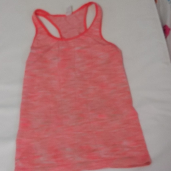 2 For 1 Athletic Tops - Picture 4 of 4